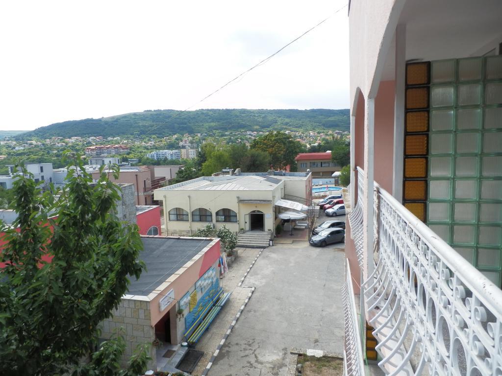 Olimpia Supersnab Hotel Balchik Esterno foto