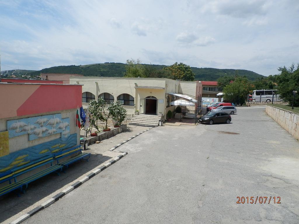 Olimpia Supersnab Hotel Balchik Esterno foto