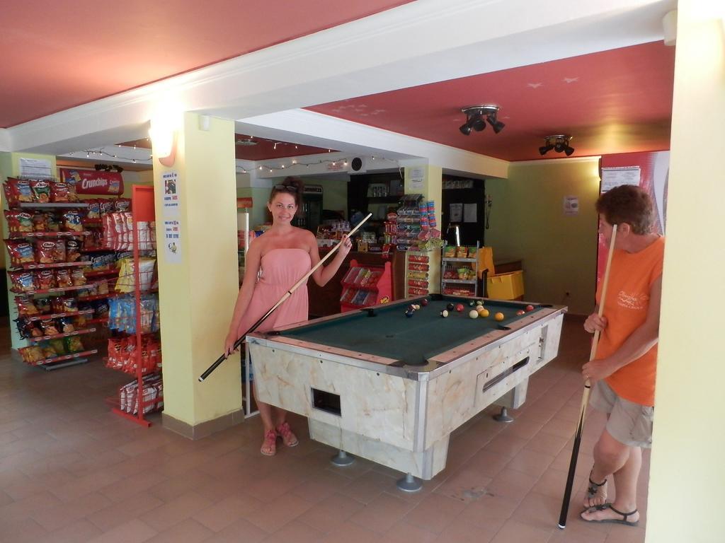 Olimpia Supersnab Hotel Balchik Esterno foto
